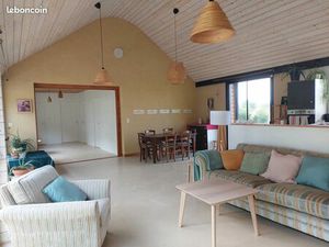 Maison lumineuse de plain pied 6 p. à Guémené-Penfao – 118 m2 – Garage – Carport – Terrain