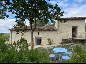 Grange rénovée avec piscine + terrain constructible