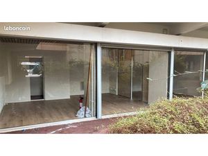 Local 41 m² CHATOU