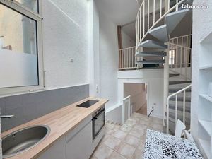 Proche Carmes petite maison de ville rénovée sans jardin sur 3 niveaux