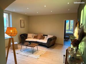 APPARTEMENT 4 PIECES MONTROND LES BAINS 93 m2