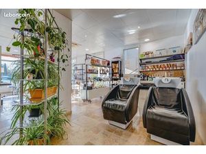 Local commercial 146 m²