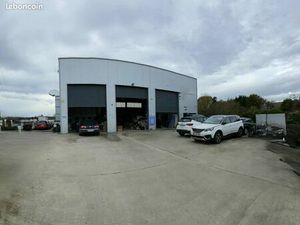 Local d'activité 450 m²