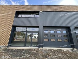 Local d'activité 410 m²