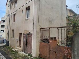 ◊ Rive-de-Gier – Immeuble de rapport 107 m² – 3 logements possibles – Garage + Cave – Faça