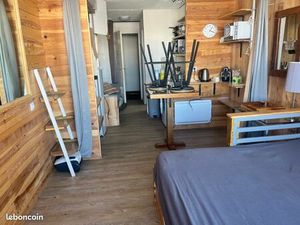 Studio entièrement rénové