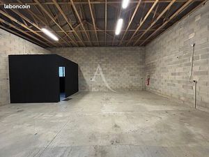 Entrepôt 100 m² MARGUERITTES
