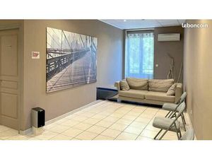 Local commercial 90 m²