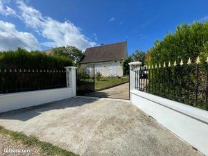 MAISON MEUBLÉE DE 190 M2( 95 M2 RDC + 95 M2 S/SOl )A BENNECOURT 78270