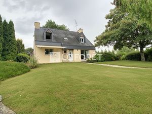 Maison Monteneuf 110 m² 4 chambres jardin terrasse garage sous-sol