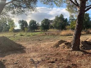Vente terrain 403 m² à Roquebrune-sur-Argens (83520)  180 000 €