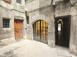 Bureaux dans le centre de Chambéry