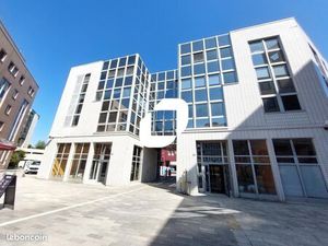 Bureaux 303 m²
