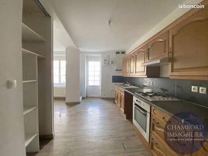 Maison de bourg  Contres  proche des commerces - 88m2