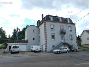 Grand appartement de 106 m² refait à neuf