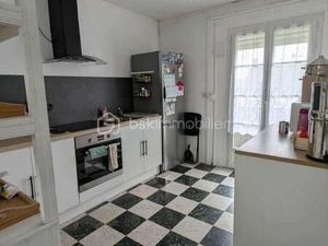 Immeuble 8 pièces 106 m²