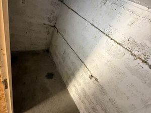 Box de Stockage 3m² (~8m3) - Sécurisé & Sain - Vénissieux Lyon 8ème