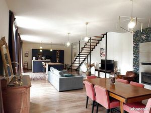 Mas 20 pièces 700 m²