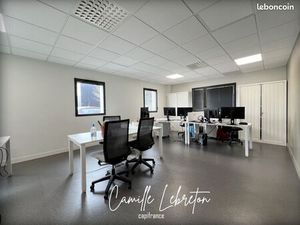 Bureaux 137 m²