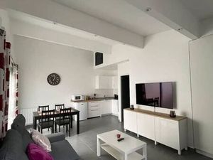 A LOUER APPARTEMENT 2 pièces meublé 40 M² + belle vue