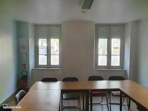Locaux professionnels 74 m² MONTBRISON