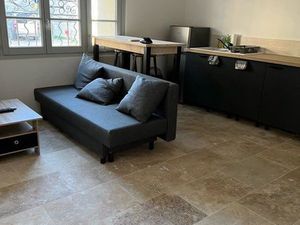 Appartement meublé  1 chambre cuisine équipée  climatisation 1 chambre