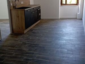 Location T2 NEUF  centre ville Anduze