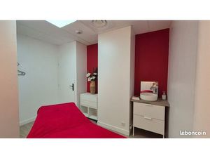 Location d'une cabine de soin ou bureau