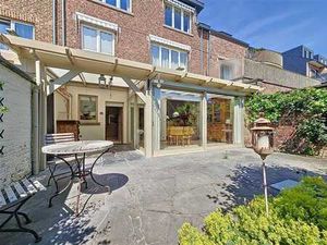 Cap'Houses : Superbe maison et commerce