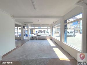 Local 80 m² Boulogne-sur-Mer