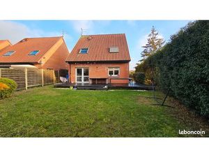 Maison individuelle avec jardin