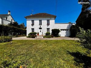 Maison individuelle avec dépendances