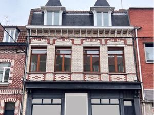 ? Local commercial / professionnel de 85 m² pas de la Grande Place d’Armentières
