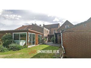 Maison 9 pièces 280 m²