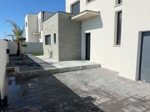 Villa 5 pièce neuf piscine lotissement du Frigoulas