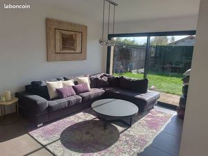 Maison contemporaine meublée – 145 m² habitable + jardin 500 m² – Andrézieux-Bouthéon Loye