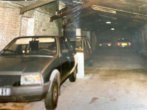 Local diverses possibilités(Loft  Local contrôle technique  entrepôt  artisan  commerçant 