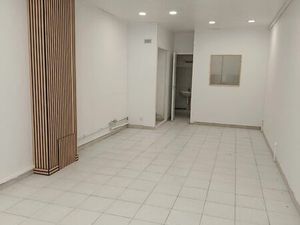 Local commercial (mur)