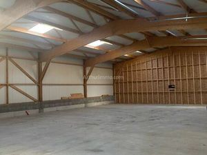 Local 266 m² Locmariaquer