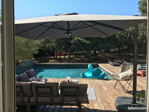 Part vend maison 180m2/1500 avec piscine