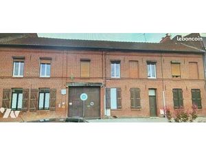 Immeuble 390 m² SECLIN