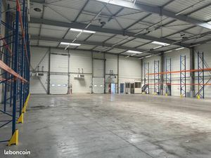 Local bureaux 1 000 m²