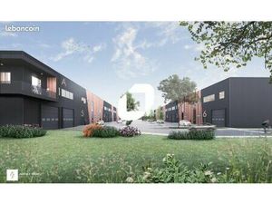 Local d'activité 592 m²