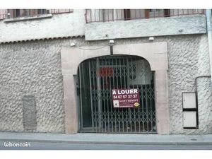 Local commercial 75 m² Gignac