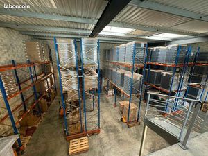 Local d'activité 442 m²