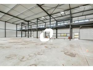 Local d'activité 850 m²