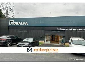 Local commercial 548 m²