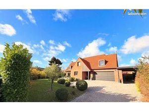 Maison 9 pièces 196 m²