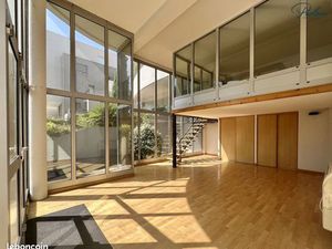 Local 102 m² Montpellier