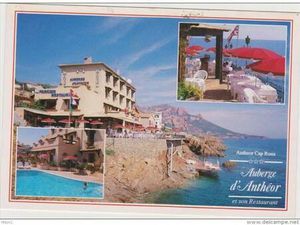 Villa d'exception pieds dans l'eau Côte d'Azur